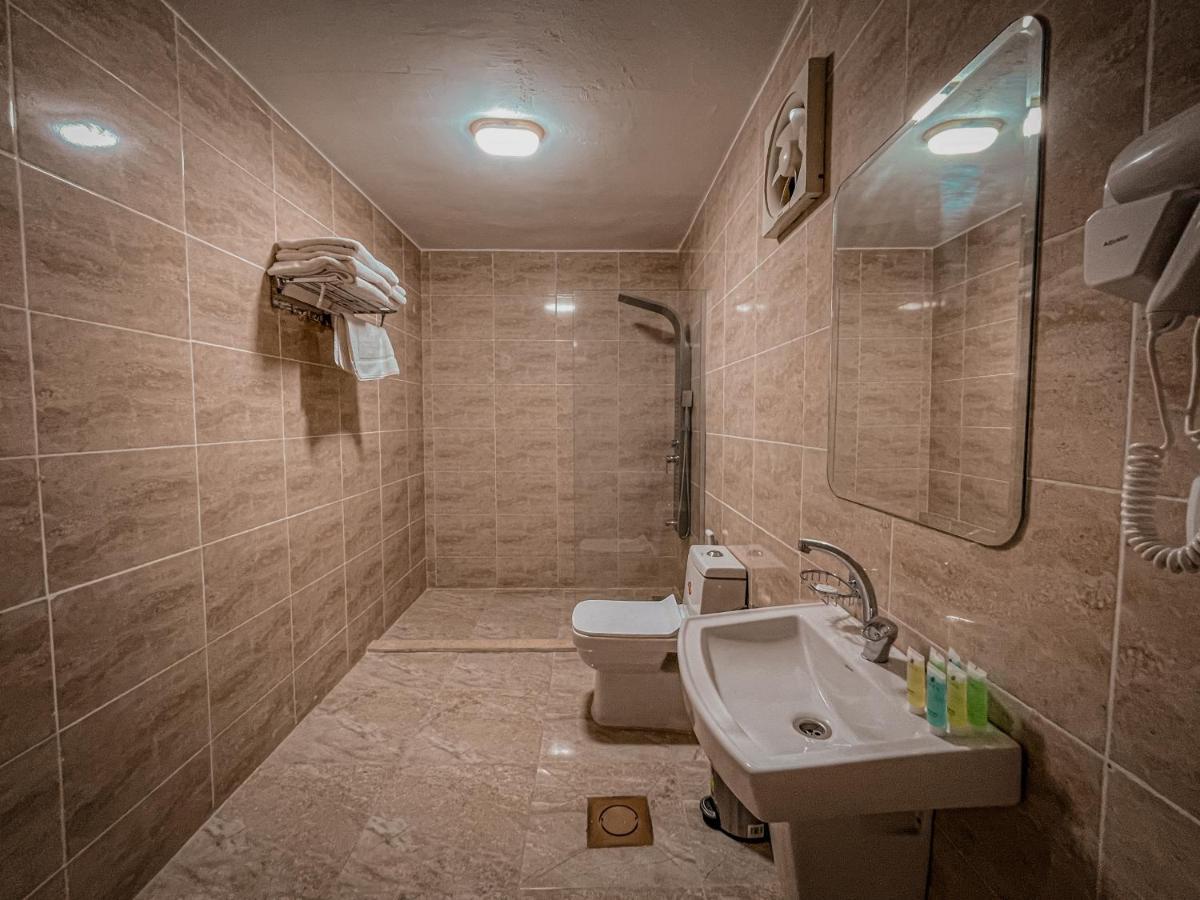 Petra Jewel Luxury Hotel Wadi Musa Bagian luar foto